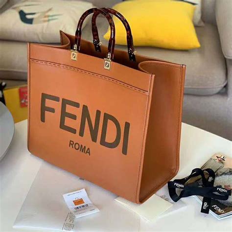 fendi borse negozi roma|fendi roma tote bag price.